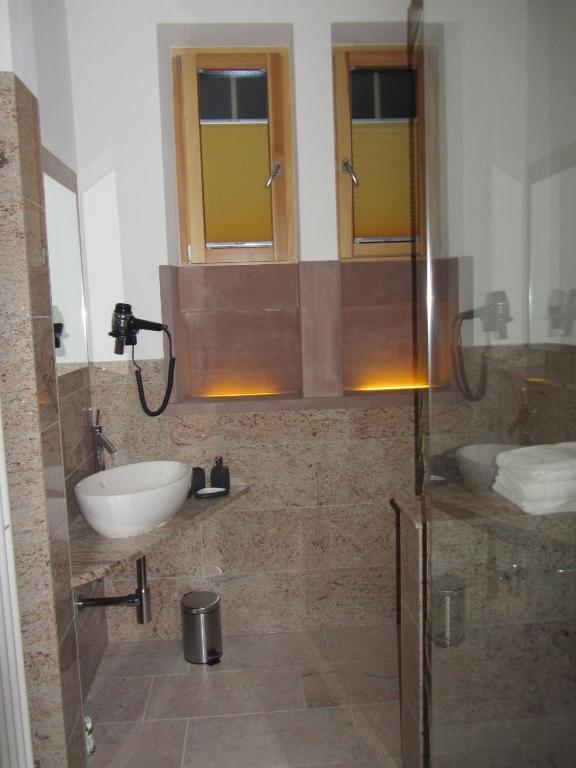Exklusive Gaestezimmer Landau Landau in der Pfalz Quarto foto